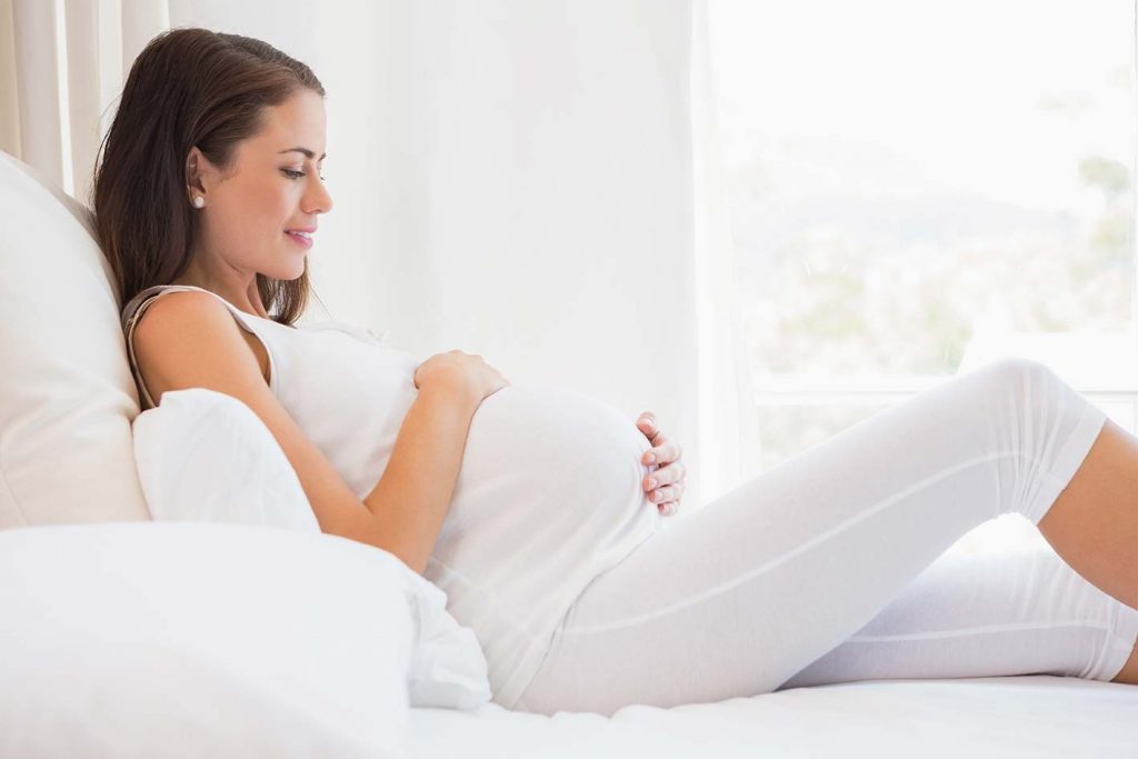 come dormire incinta