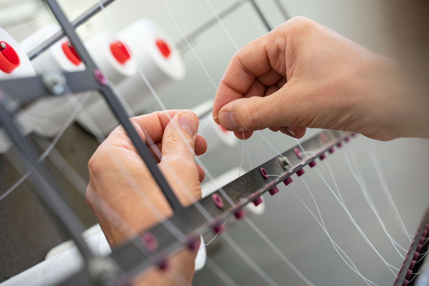 foto-lavorazione-tessuti-con-macchinario